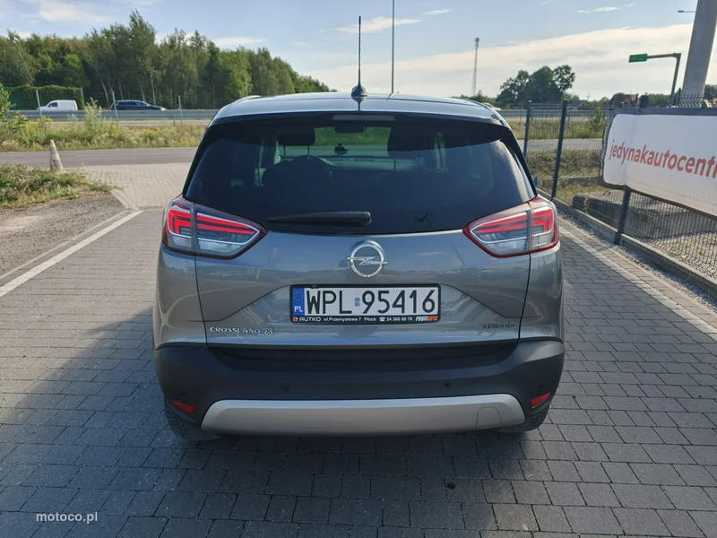 Opel Crossland X 8