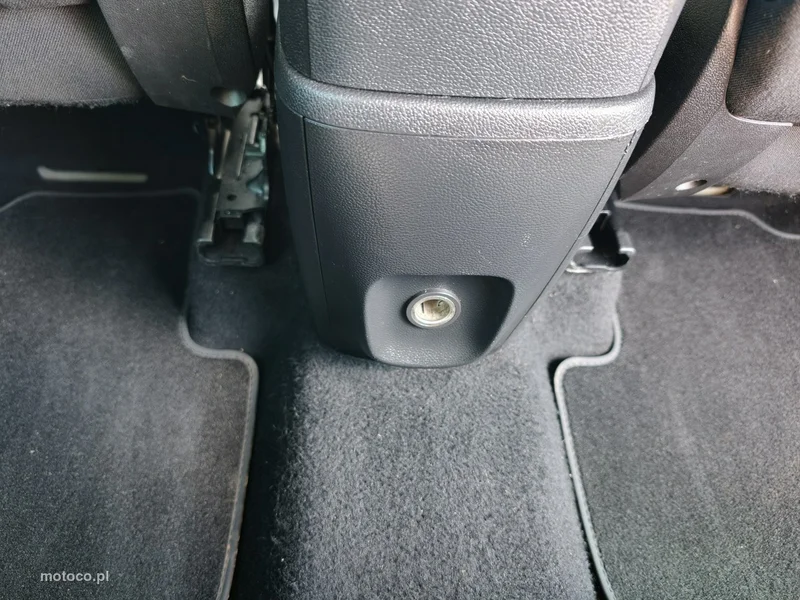 Opel Zafira C Tourer 15