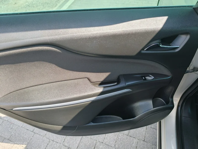 Opel Zafira C Tourer 17