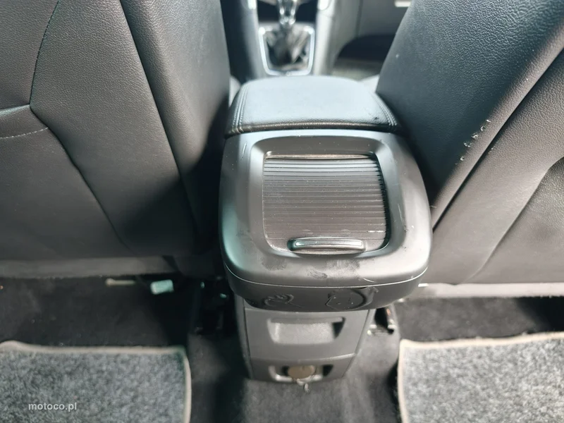 Opel Zafira C Tourer 16