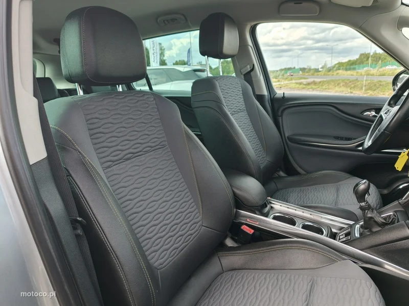 Opel Zafira C Tourer 23