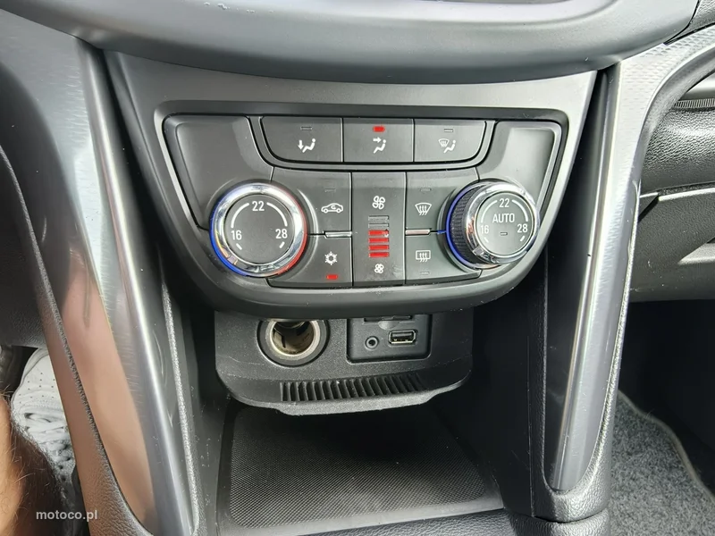 Opel Zafira C Tourer 33