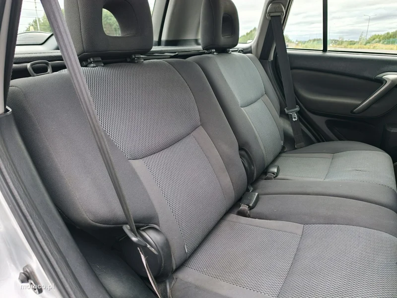 Toyota RAV 4 XA20 14