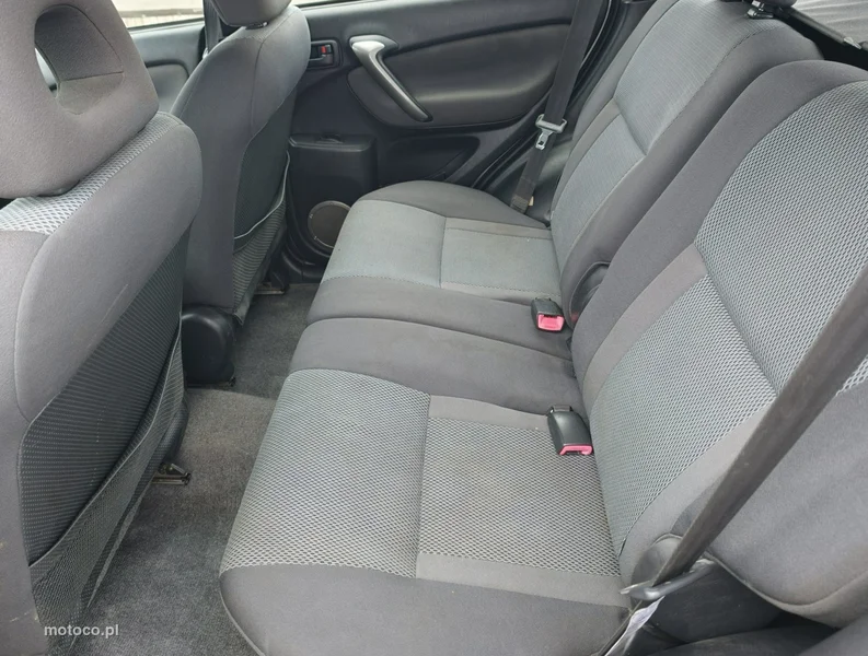 Toyota RAV 4 XA20 19