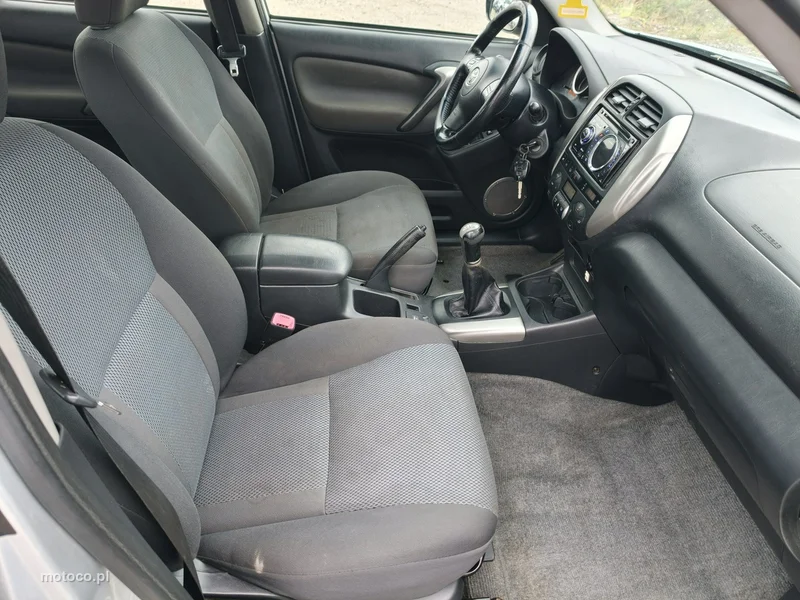 Toyota RAV 4 XA20 22