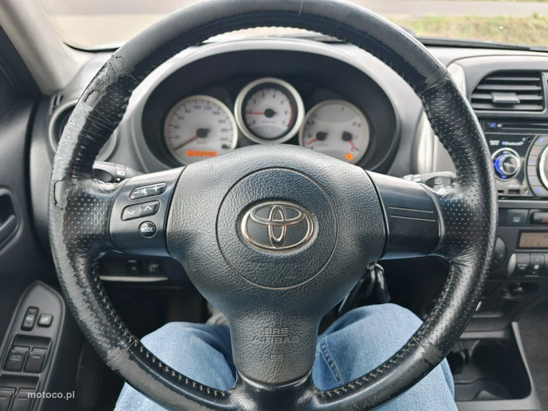 Toyota RAV 4 XA20 29