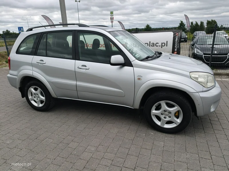 Toyota RAV 4 XA20 6