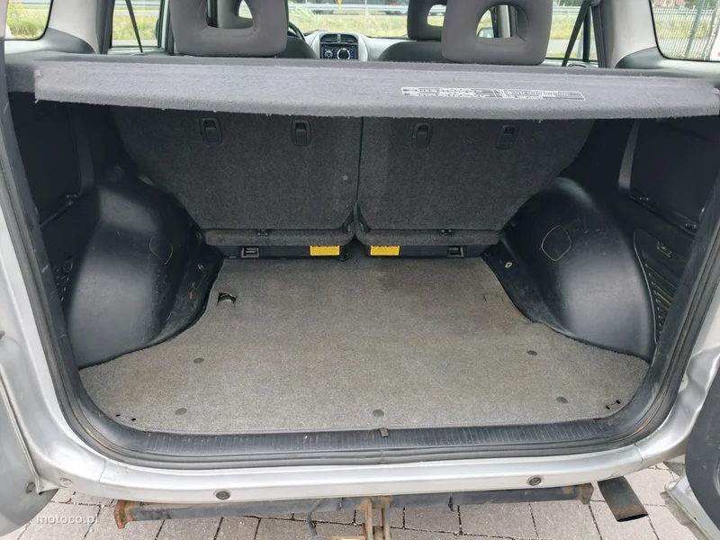 Toyota RAV 4 XA20 10