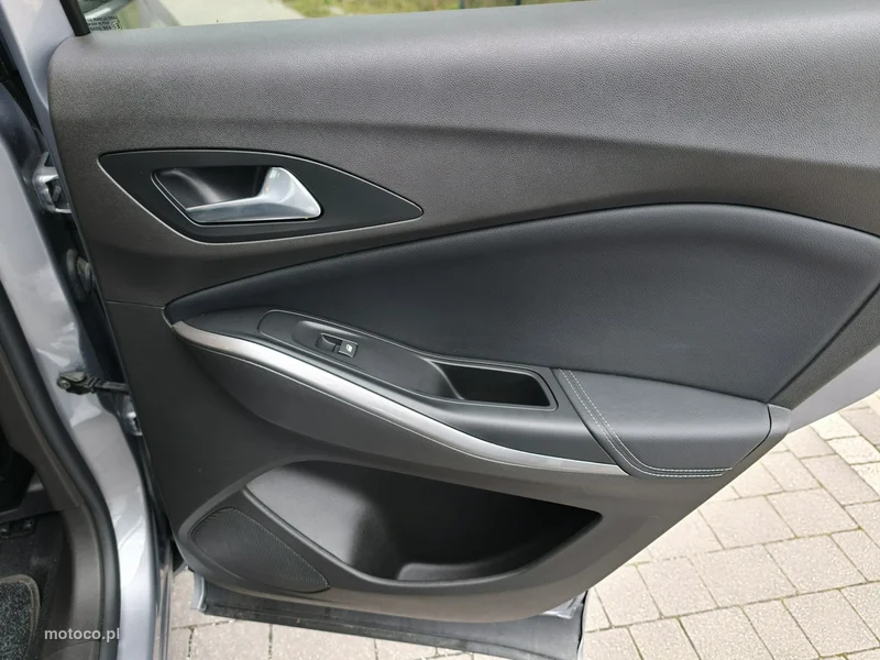 Opel Grandland I 16