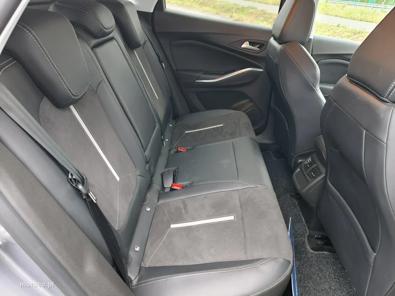 Opel Grandland I 18