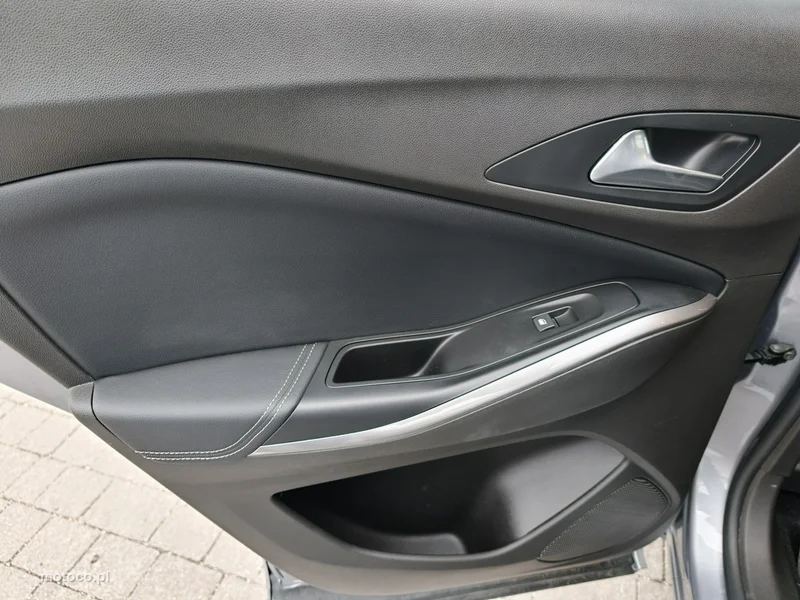 Opel Grandland I 21