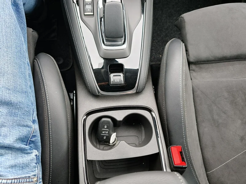 Opel Grandland I 40