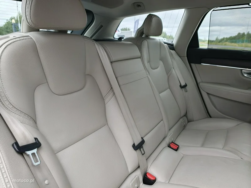 Volvo V90 Cross Country 15