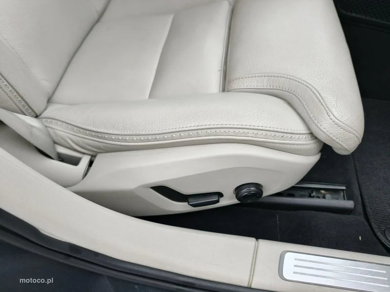 Volvo V90 Cross Country 25