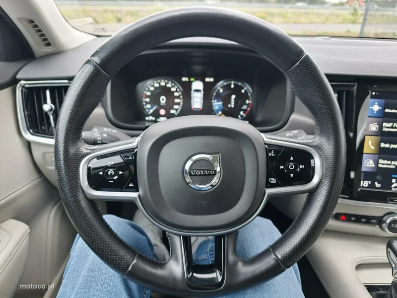 Volvo V90 Cross Country 34