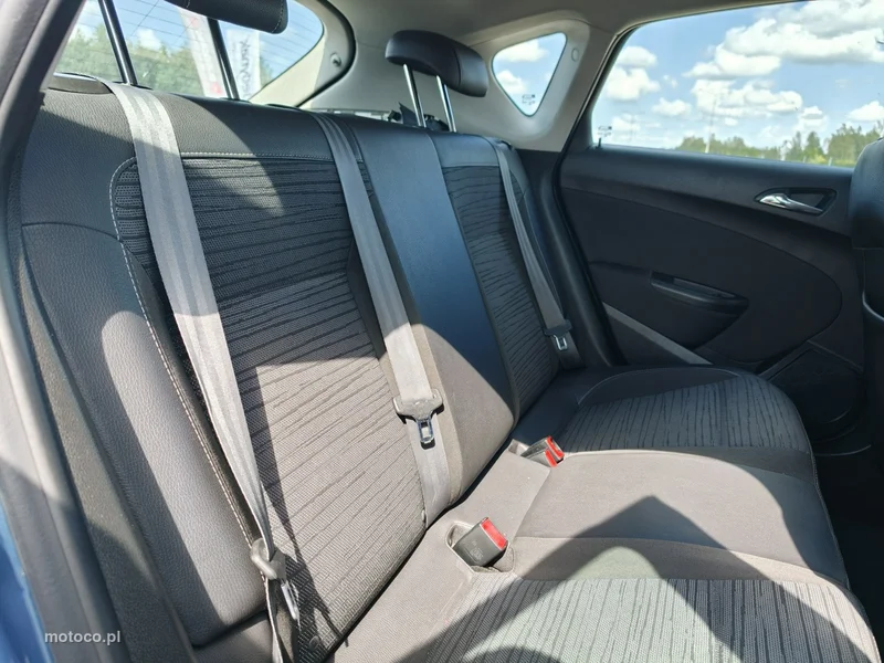 Opel Astra J 12