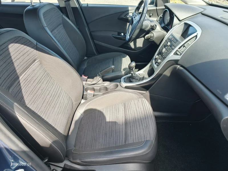 Opel Astra J 20