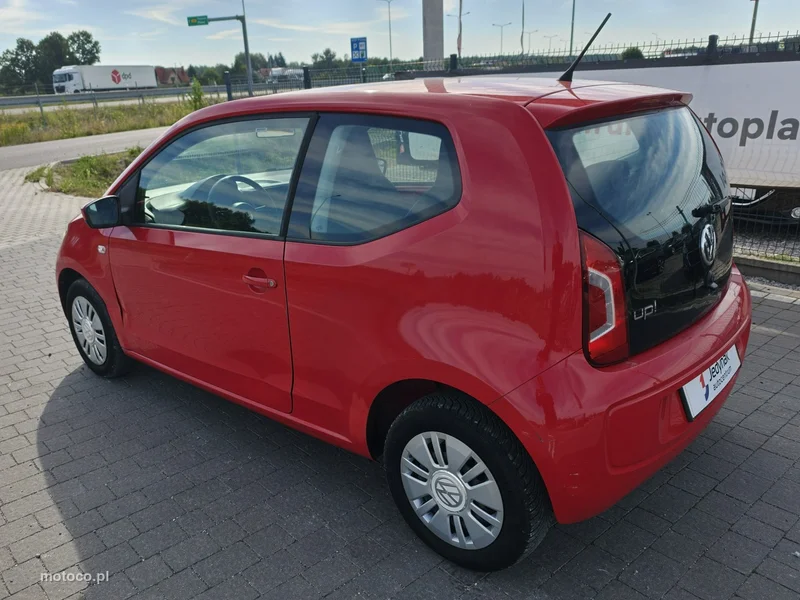 Volkswagen up! 11