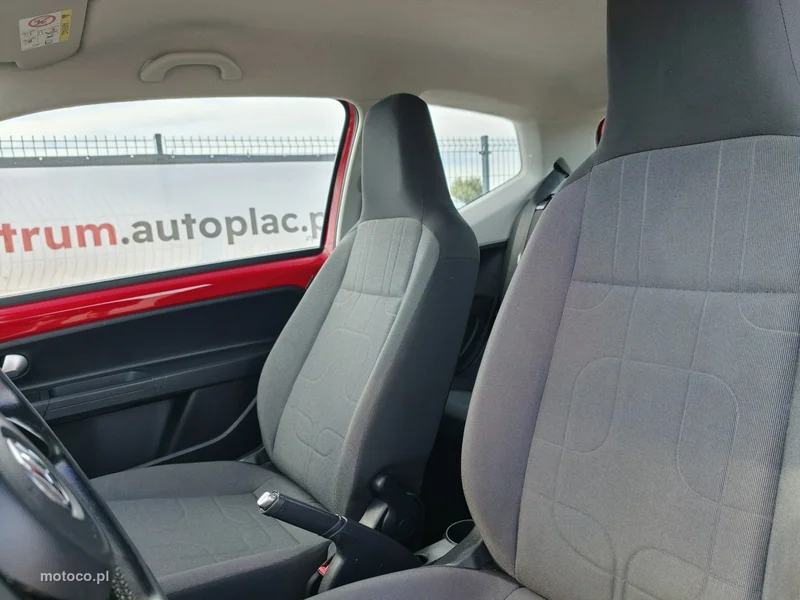 Volkswagen up! 18
