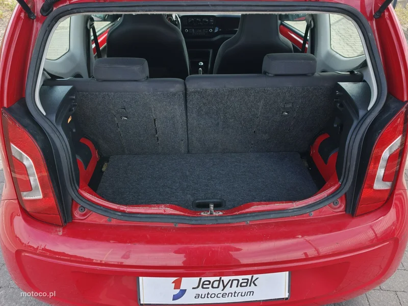 Volkswagen up! 9