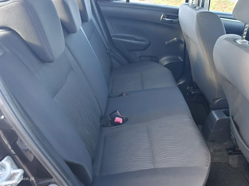 Suzuki Swift 12