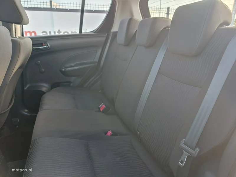 Suzuki Swift 15