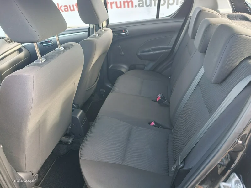 Suzuki Swift 16