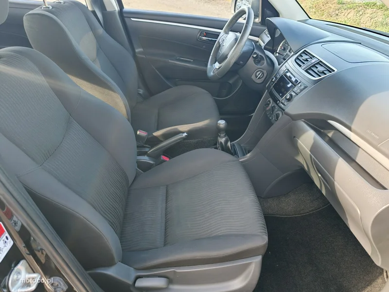 Suzuki Swift 19