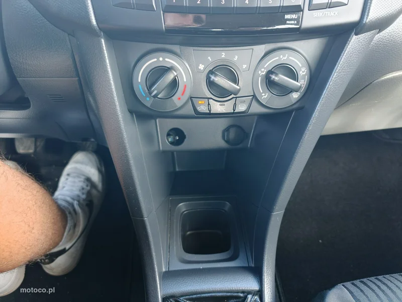Suzuki Swift 28