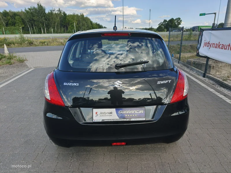 Suzuki Swift 8