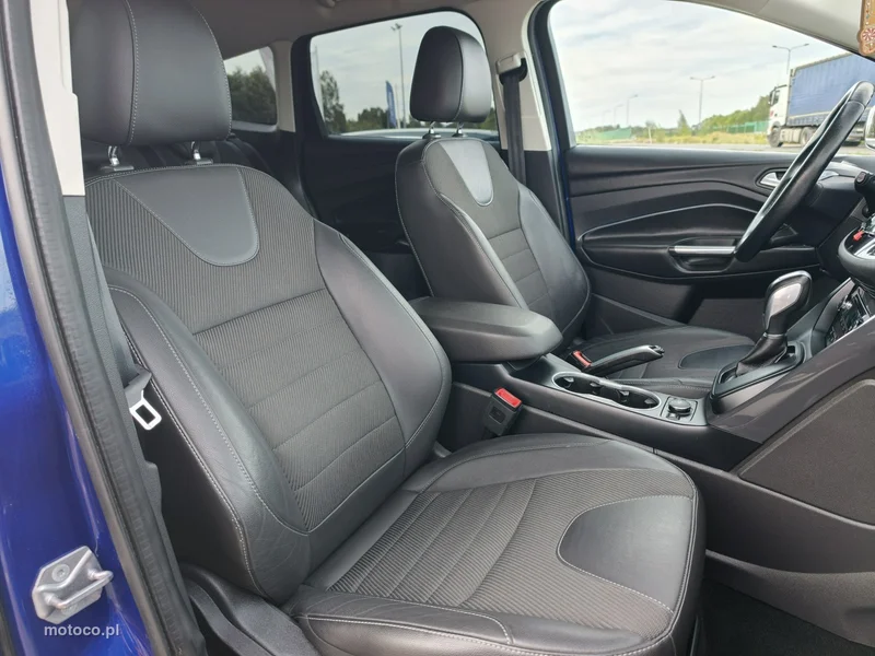 Ford Kuga II 23