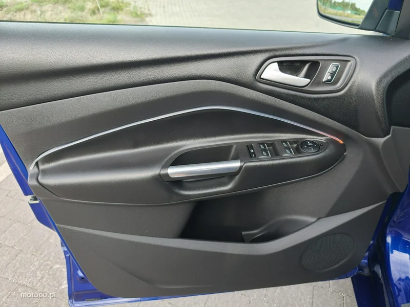 Ford Kuga II 26