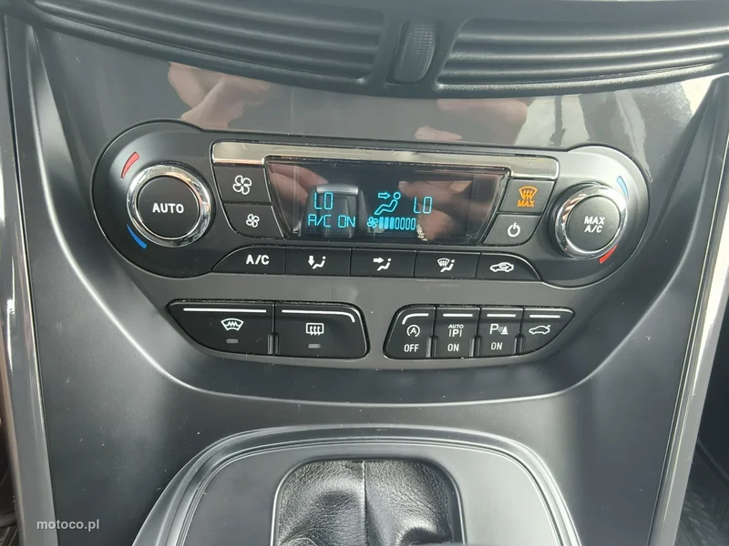 Ford Kuga II 37
