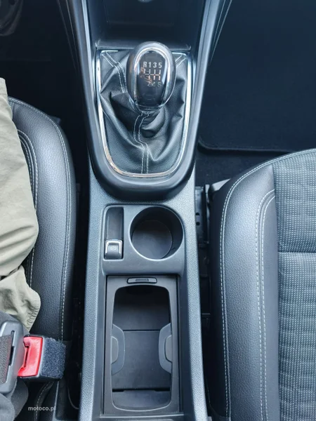 Opel Astra GTC 30