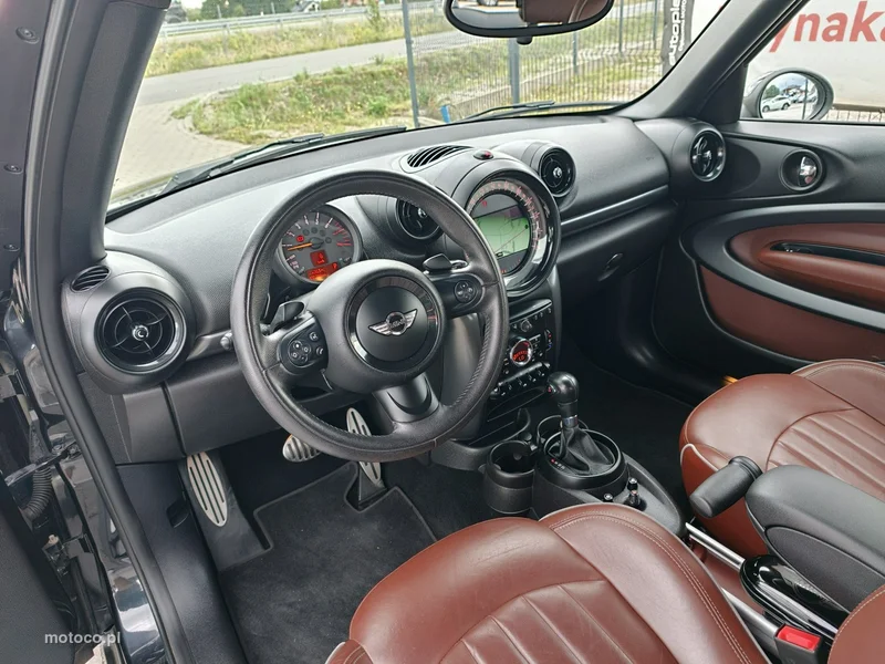 MINI Paceman 23