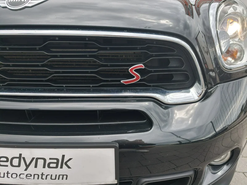 MINI Paceman 6