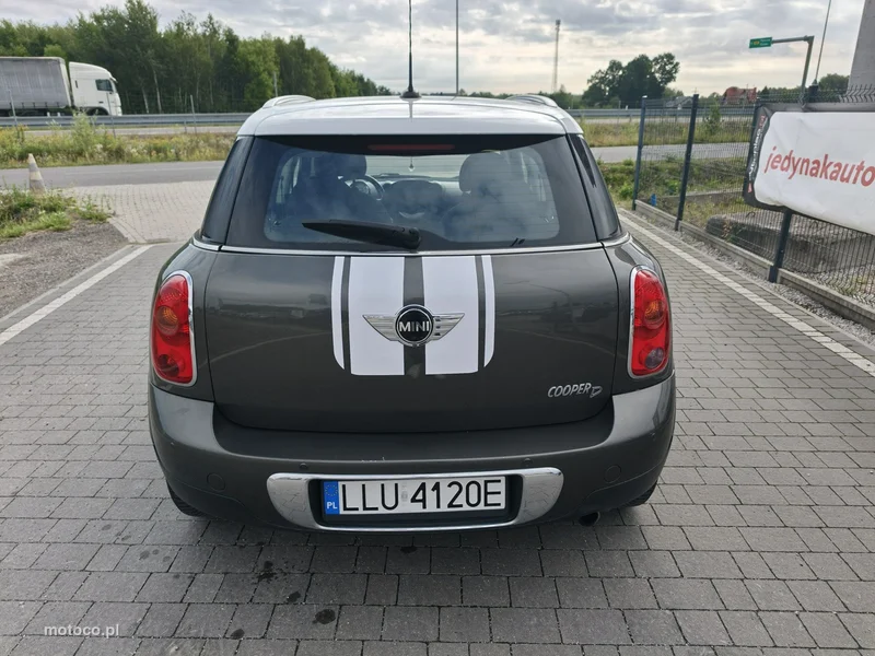 MINI Countryman 8