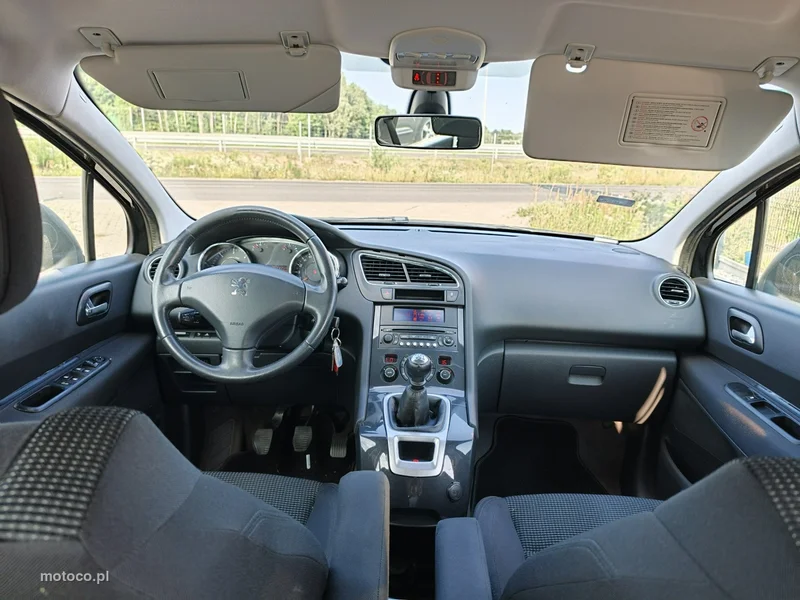 Peugeot 5008 16