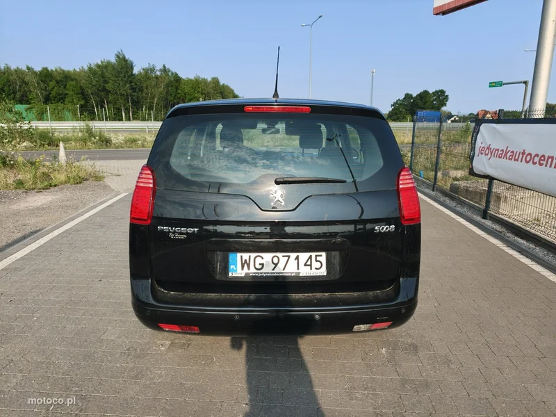 Peugeot 5008 8