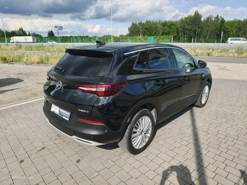 Opel Grandland X 11