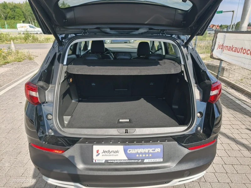 Opel Grandland X 10