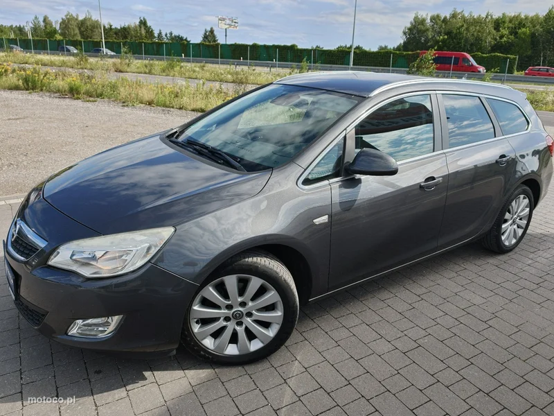 Opel Astra Sports Tourer 2