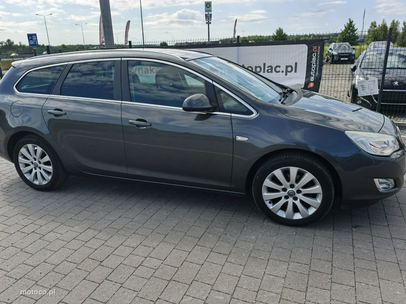 Opel Astra Sports Tourer 6