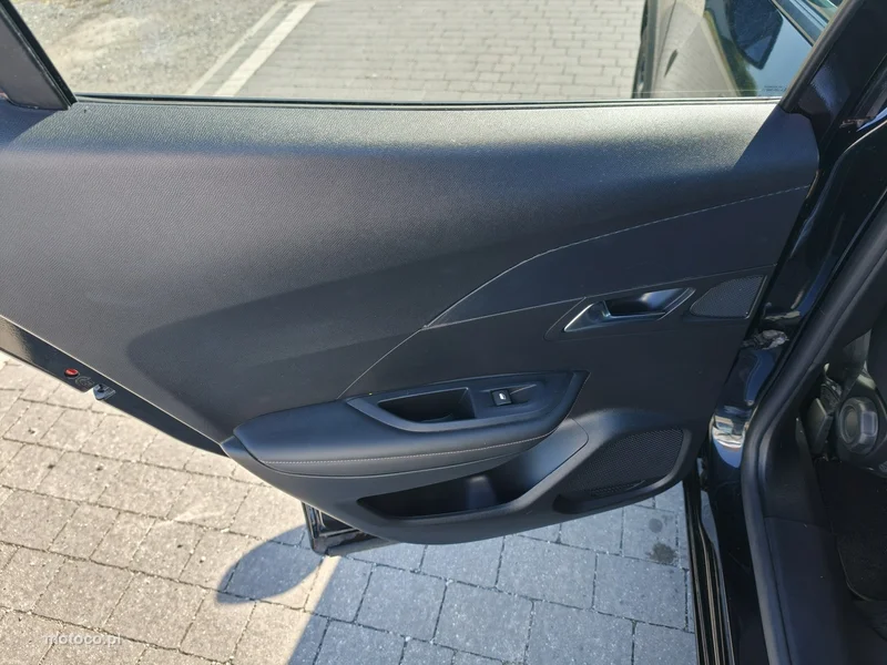 Peugeot 2008 17