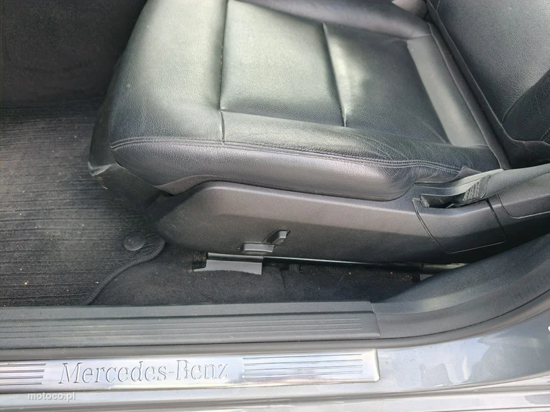Mercedes-Benz Klasa E W212 E 220 25