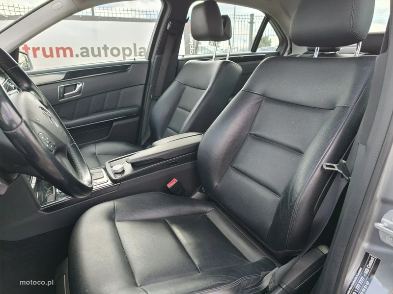 Mercedes-Benz Klasa E W212 E 220 26