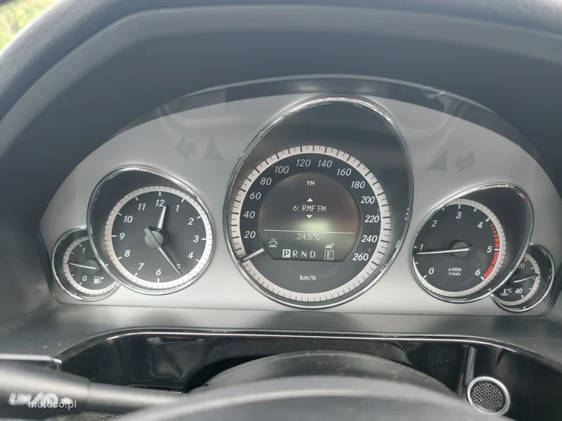 Mercedes-Benz Klasa E W212 E 220 31