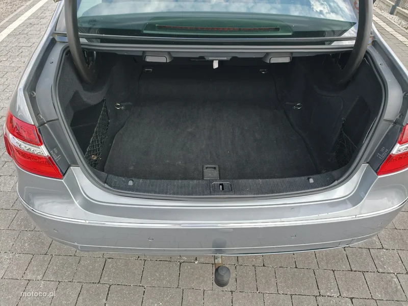 Mercedes-Benz Klasa E W212 E 220 9