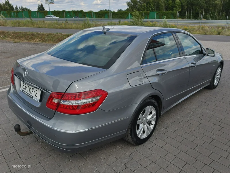 Mercedes-Benz Klasa E W212 E 220 10