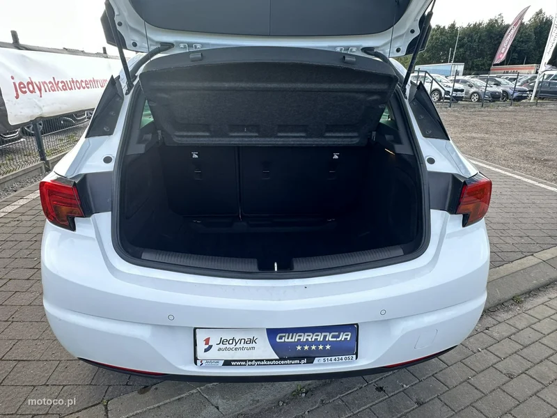 Opel Astra L 14